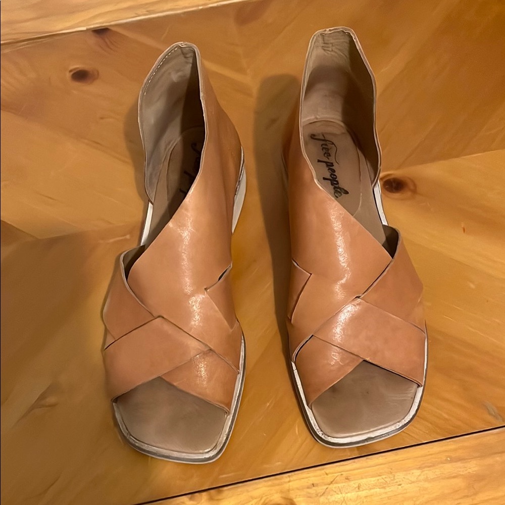Free People Camel Crisscross Sandals